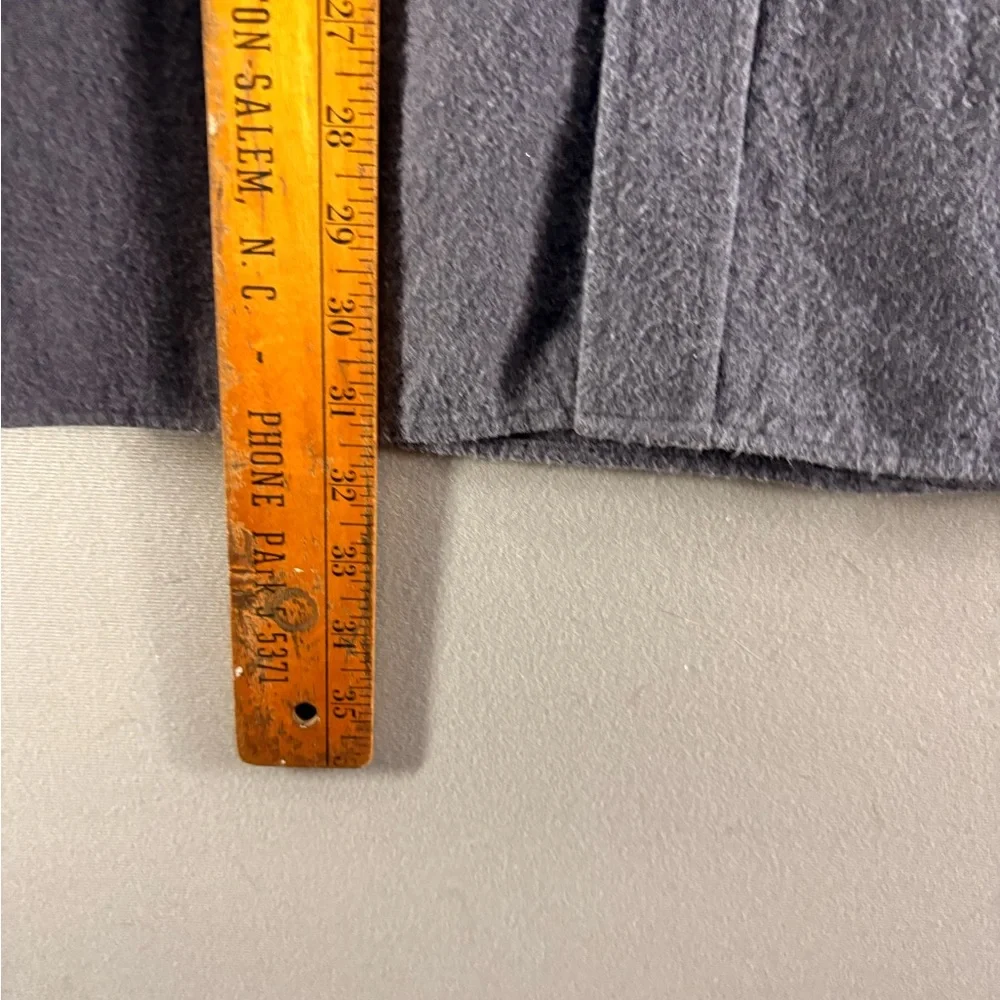 L.L. Bean Men's Button-Down Shirt Jacket in Charcoal Gray